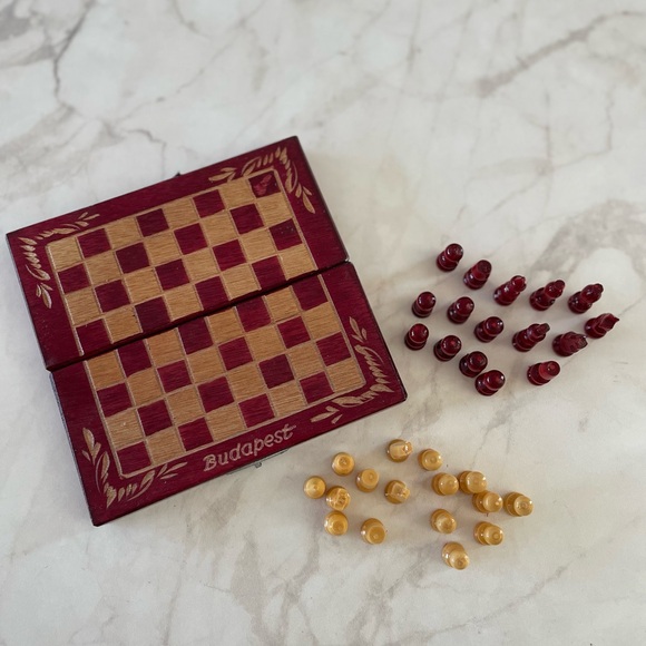 EUC Travel-sized Wooden Chess Set From Budapest Includes all pieces - Picture 4 of 8